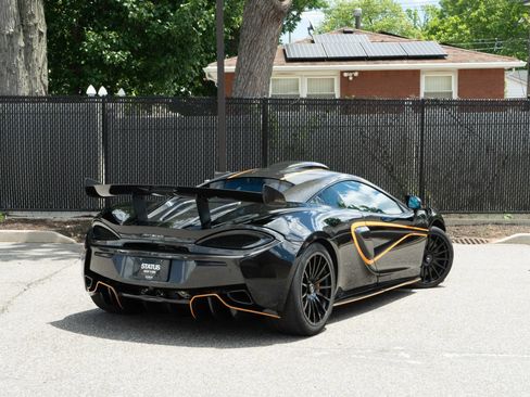 Used 2020 McLaren 620R RWD image 6