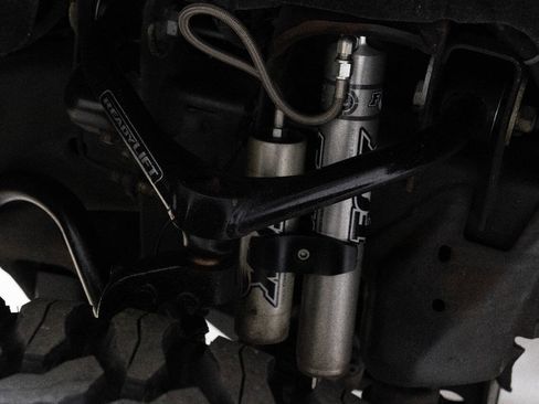 Used 2016 GMC Sierra 2500 Denali w/ Duramax Plus Package image 44