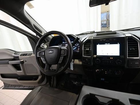 Used 2017 Ford F350 XLT w/ XLT Premium Package AWD/4WD image 31