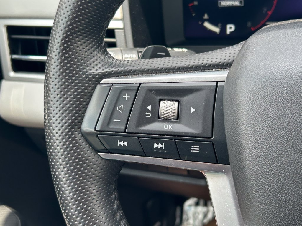 Used 2025 Mitsubishi Outlander SEL AWD/4WD image 38