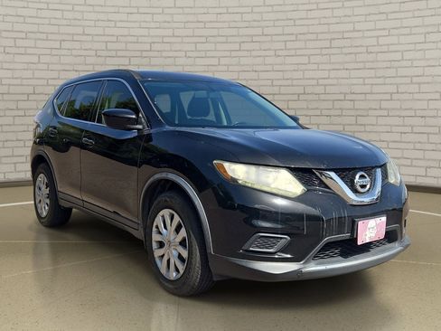 Used 2016 Nissan Rogue S FWD image 3