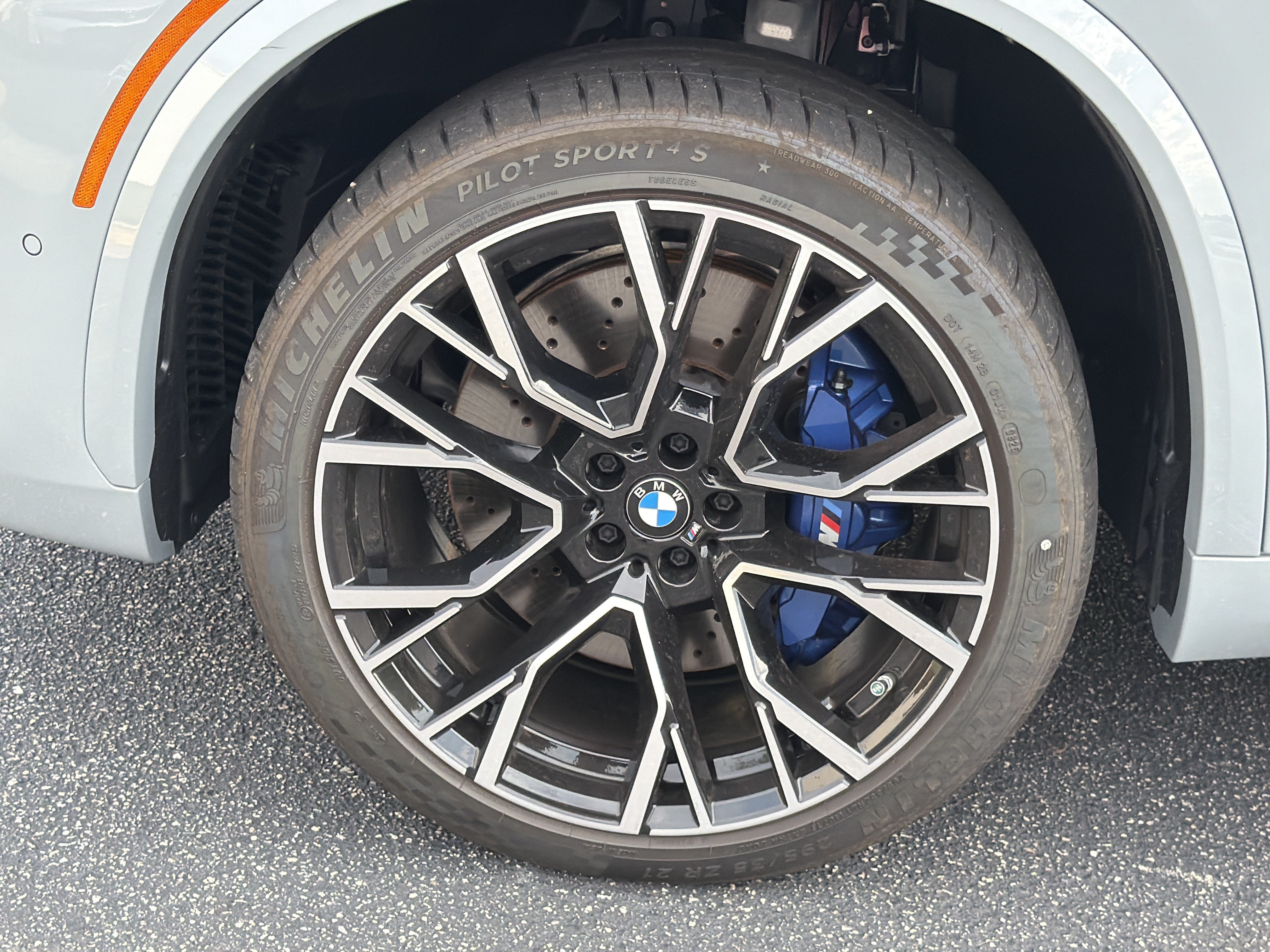 New 2026 BMW X5 M Competition w/ Executive Package AWD/4WD image 31