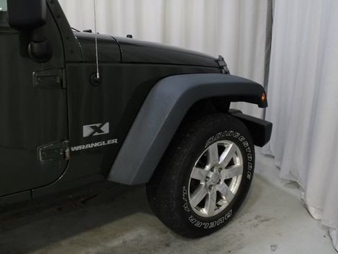 Used 2009 Jeep Wrangler X AWD/4WD image 23