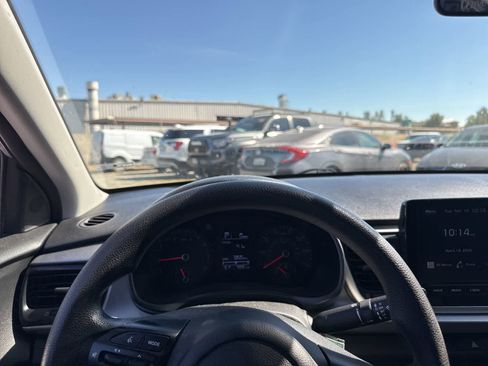 Used 2022 Kia Rio LX image 20
