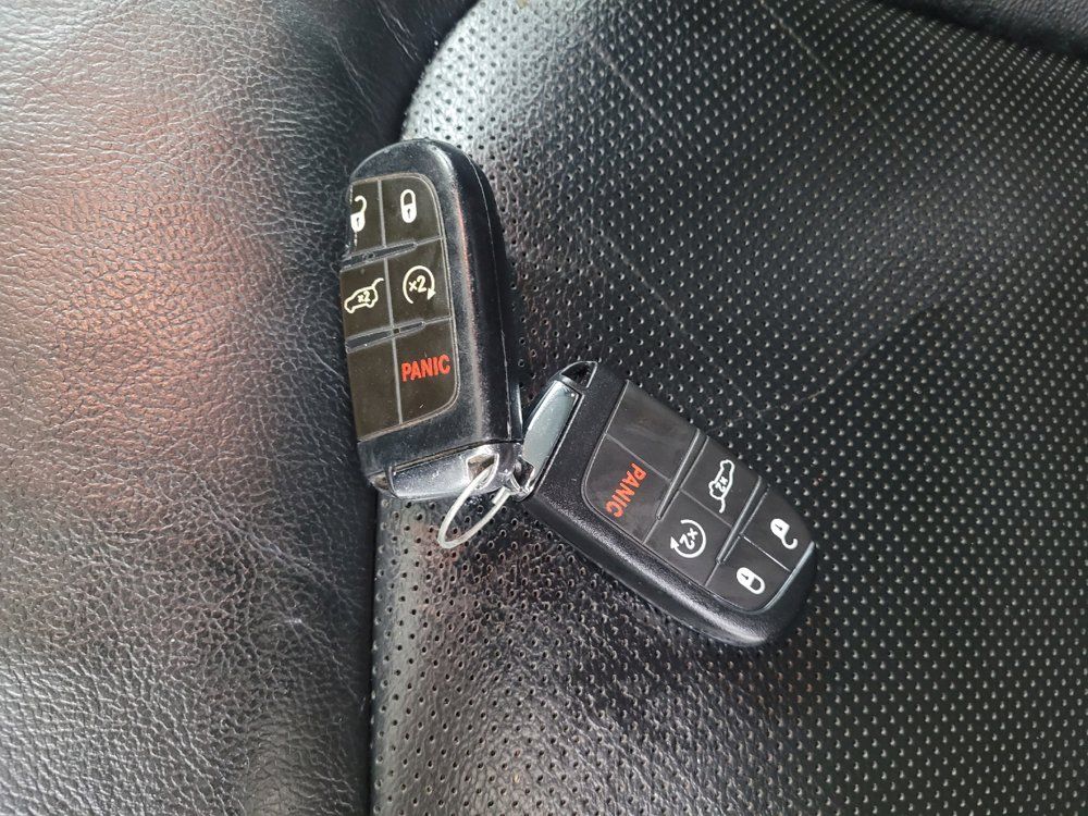 Used 2022 Jeep Compass Latitude w/ Sun and Sound Group AWD/4WD image 32