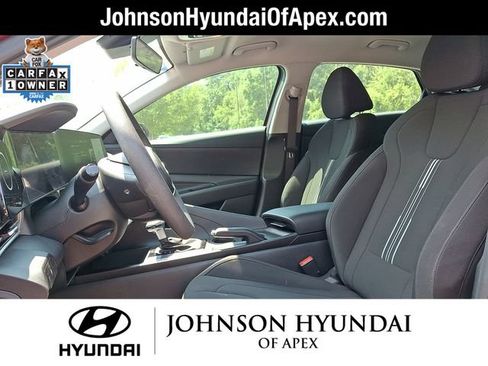 Certified 2024 Hyundai Elantra SEL FWD image 13