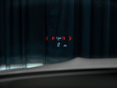 New 2026 Mercedes-Benz GLS 580 4MATIC image 19