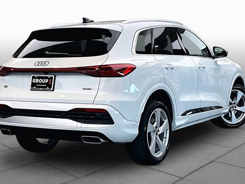 Used 2025 Audi Q5 Premium Plus w/ Premium Plus AWD/4WD image 13