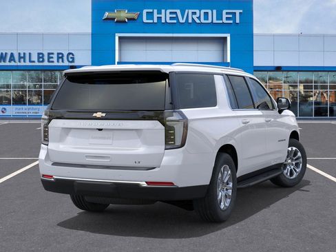 New 2026 Chevrolet Suburban LT w/ Comfort Package image 28