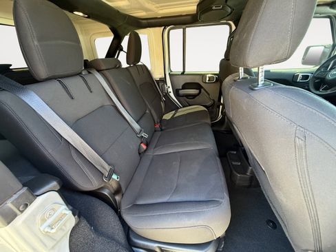 Used 2023 Jeep Wrangler Unlimited w/ Cold Weather Group AWD/4WD image 18