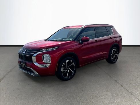 Used 2022 Mitsubishi Outlander SEL AWD/4WD image 2