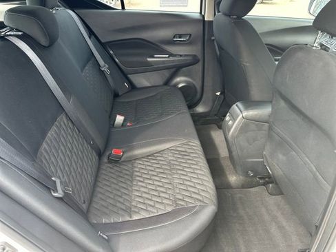 Used 2023 Nissan Kicks SV image 24