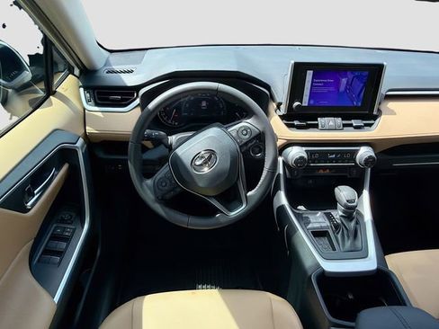 Used 2025 Toyota RAV4 XLE Premium FWD image 16