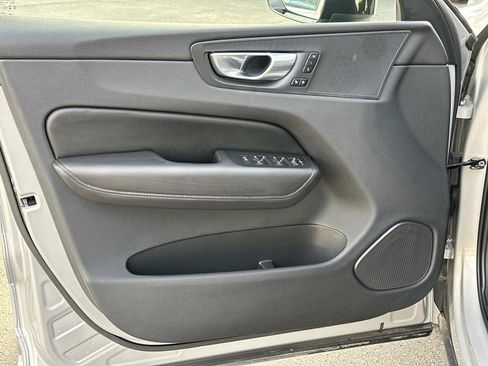 Certified 2025 Volvo XC60 B5 Plus image 16