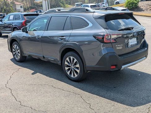 Used 2025 Subaru Outback Touring XT w/ Popular Package #2 image 3
