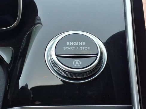 Certified 2022 Mercedes-Benz S 500 4MATIC image 25