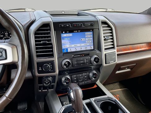 Used 2018 Ford F150 King Ranch w/ Equipment Group 601A Luxury AWD/4WD image 7