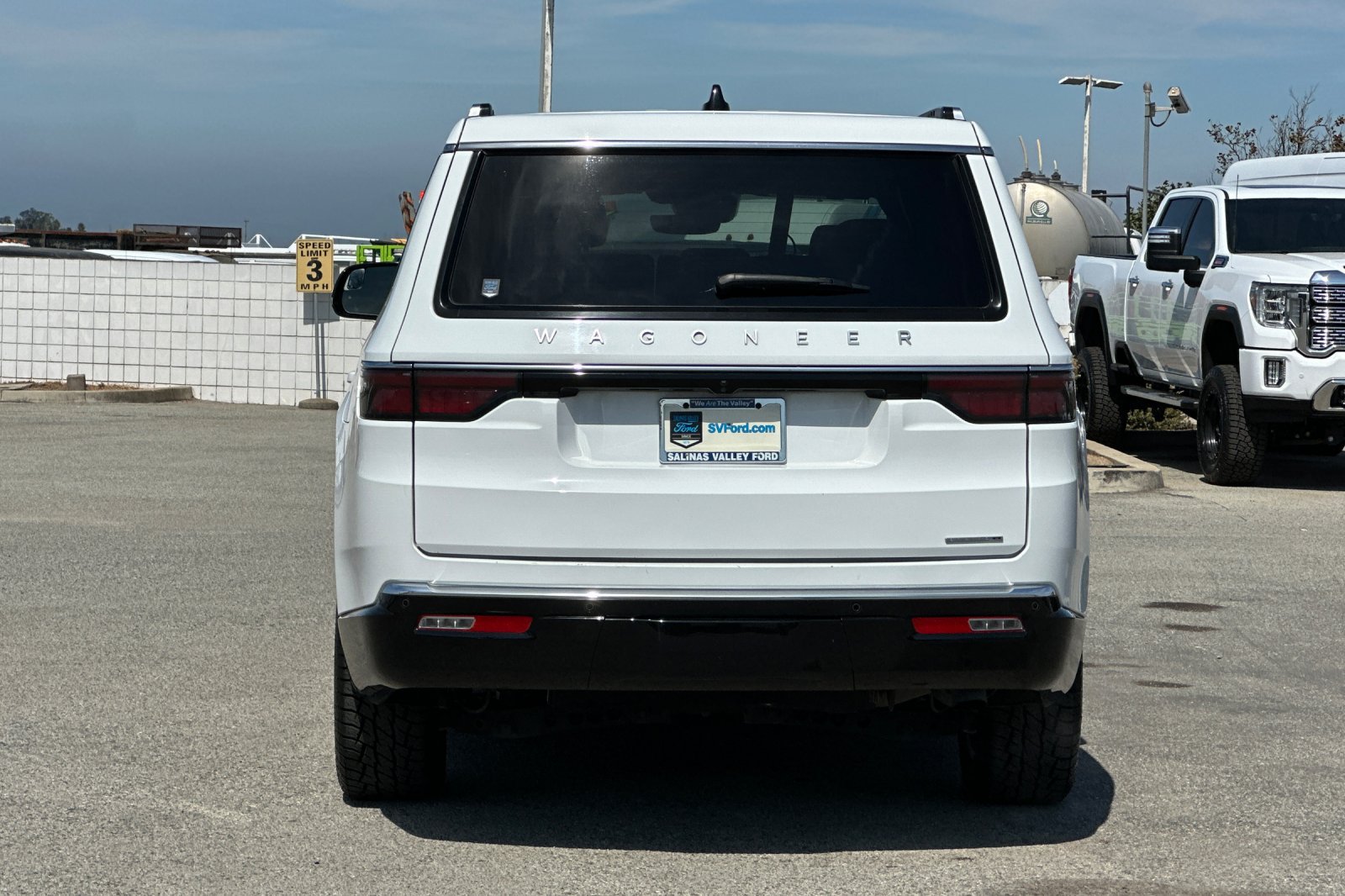 Used 2024 Jeep Wagoneer Series II AWD/4WD image 5