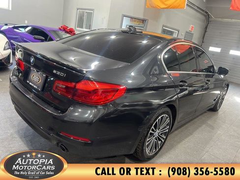 Used 2020 BMW 530i xDrive w/ Convenience Package image 5