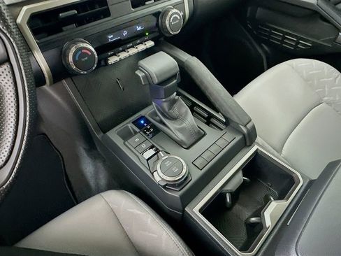 Certified 2025 Toyota Tacoma SR5 image 16