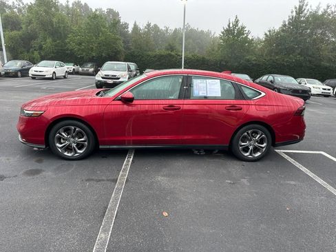 Certified 2023 Honda Accord EX image 6