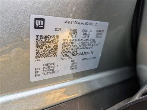 New 2025 Chevrolet Traverse LT image 19