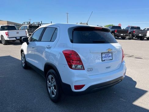 Used 2018 Chevrolet Trax LS FWD image 10
