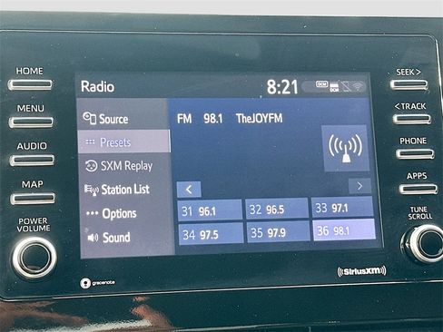 Used 2023 Toyota Camry SE image 14