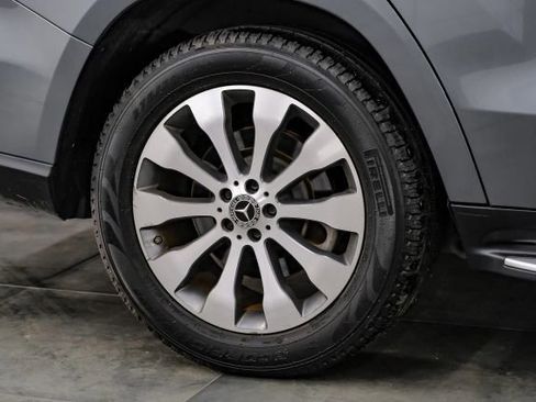 Used 2018 Mercedes-Benz GLS 450 4MATIC w/ Premium Package image 68