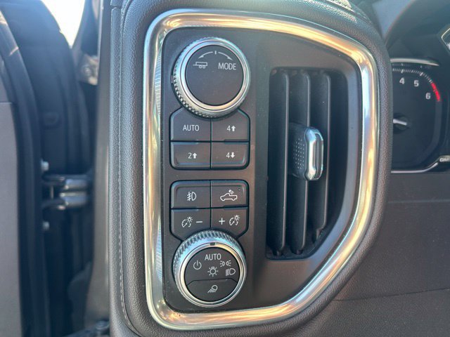 Used 2020 GMC Sierra 1500 SLT w/ SLT Premium Package AWD/4WD image 16