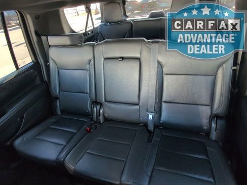 Used 2024 Chevrolet Suburban LT image 8