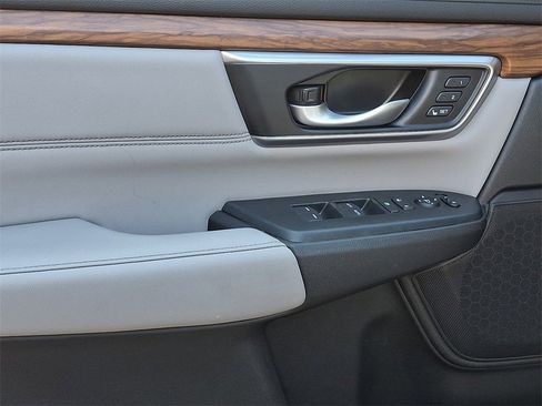 Used 2022 Honda CR-V Touring image 13