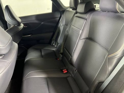 Used 2025 Toyota Crown Signia image 27