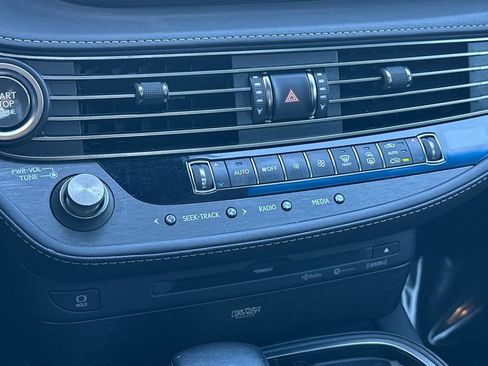 Certified 2019 Lexus LS 500 image 20