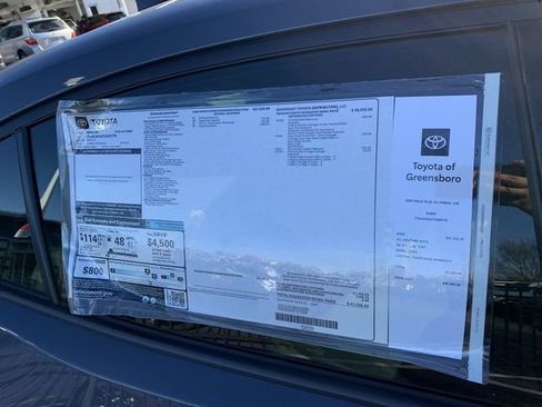 New 2026 Toyota Prius Plug-In Hybrid FWD image 39