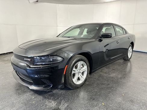 Used 2023 Dodge Charger SXT image 6