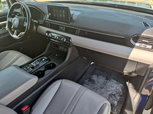 Certified 2024 Honda Pilot EX-L image 32