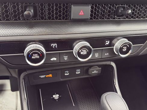 Used 2026 Honda CR-V LX image 11