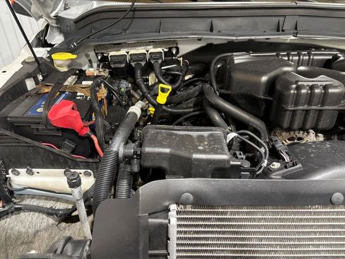 Used 2015 Ford F250 XL w/ Power Equipment Group AWD/4WD image 22