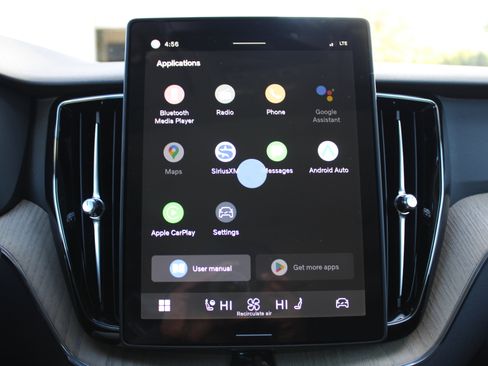 New 2026 Volvo XC60 B5 Plus w/ Protection Package Premier image 25