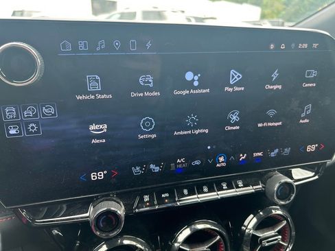 Used 2024 Chevrolet Blazer EV RS image 29