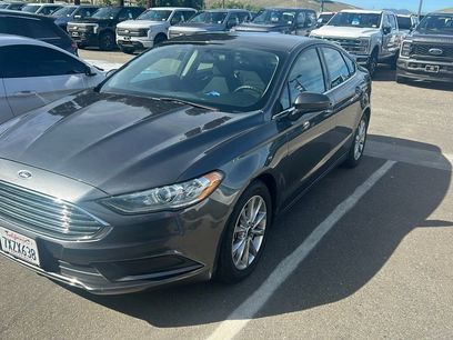 Used 2017 Ford Fusion SE w/ Fusion SE Technology Package