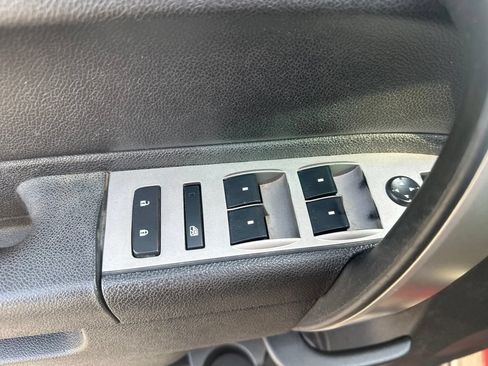 Used 2011 Chevrolet Silverado 1500 LT w/ All-Star Edition AWD/4WD image 7