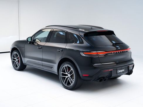 Used 2022 Porsche Macan S image 3