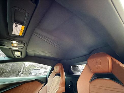 Used 2024 Lamborghini Revuelto Coupe image 22