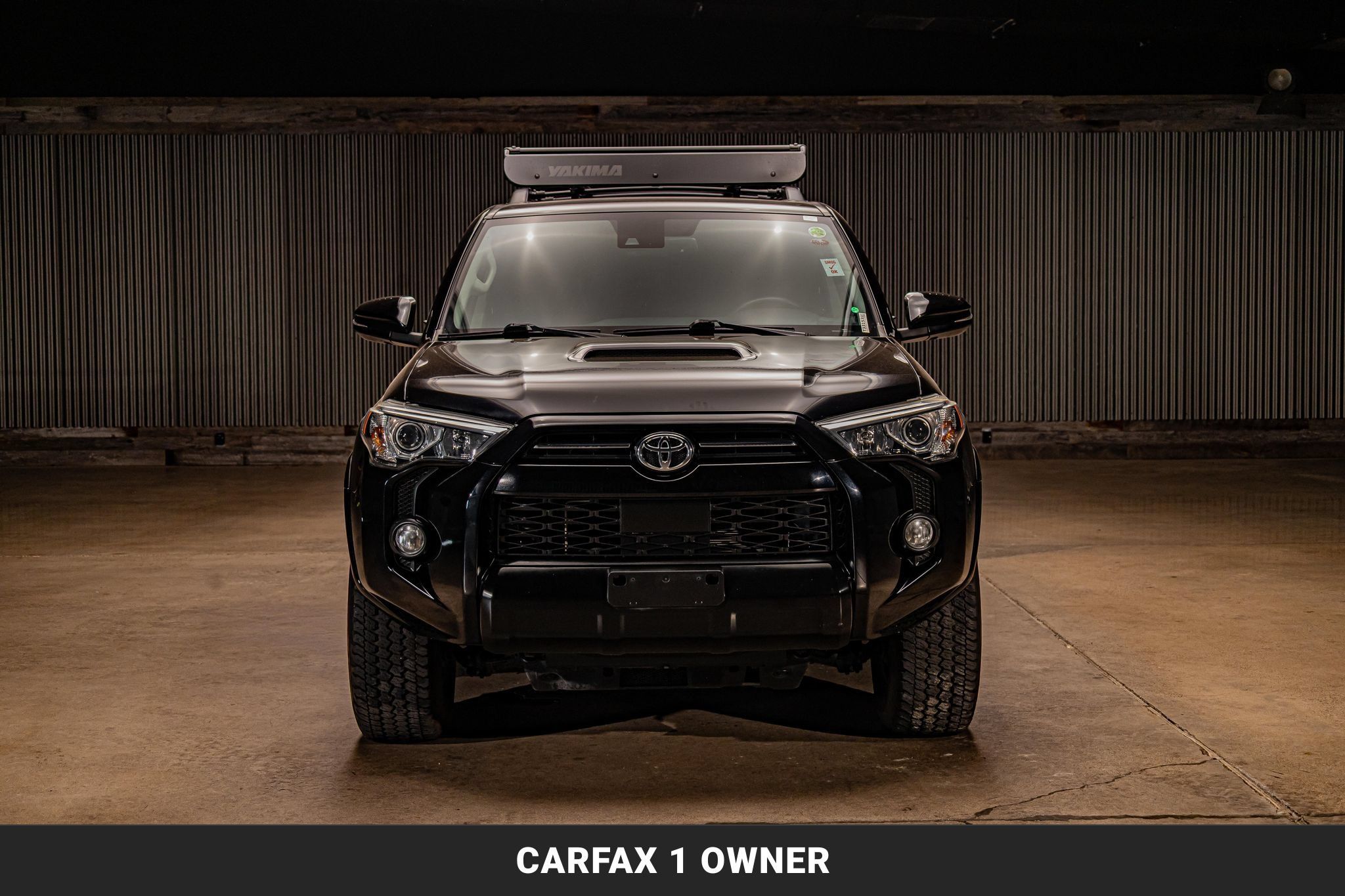 Used 2020 Toyota 4Runner Venture w/ Moonroof Package AWD/4WD image 3