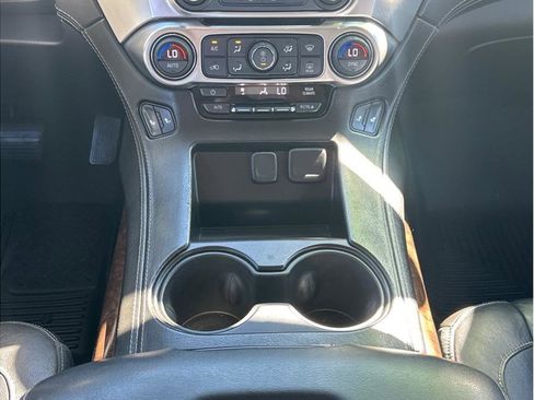 Used 2017 Chevrolet Tahoe LT w/ Z71 Midnight Edition image 18