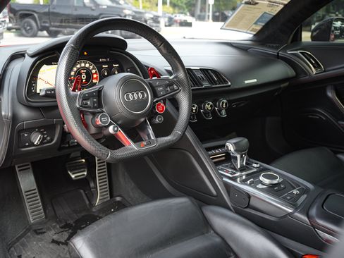 Used 2020 Audi R8 V10 AWD/4WD image 29
