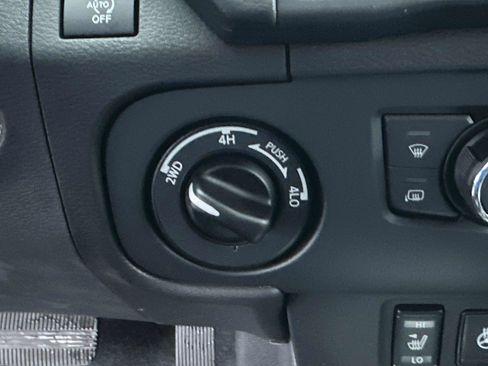 New 2026 Nissan Frontier SV w/ SV Convenience Package image 34