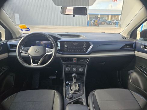 Used 2022 Volkswagen Taos SE AWD/4WD image 15